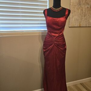 💋Stunning PROM Dress, Elegant Red Evening Gown